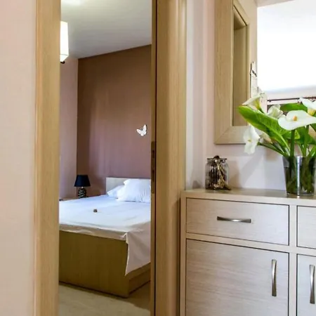 Canal Luxury *
