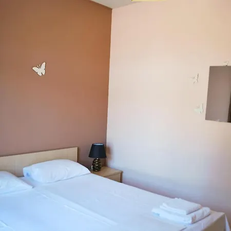 Canal Luxury Nea Poteidaia