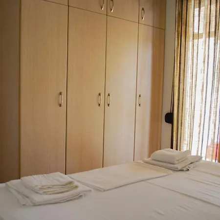 Canal Luxury Nea Poteidaia
