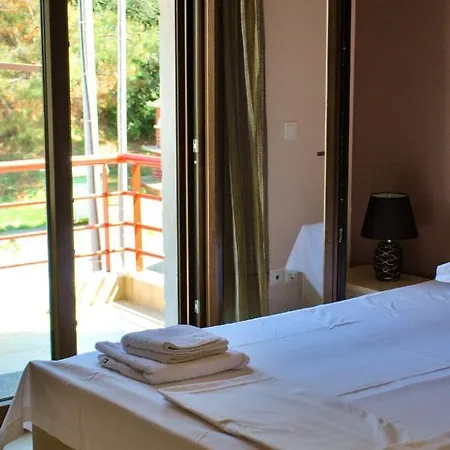 Canal Luxury Nea Poteidaia