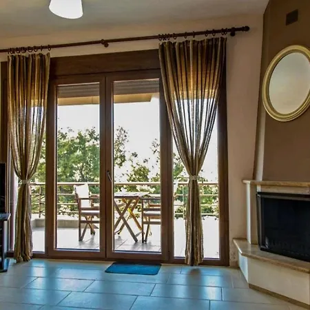 Canal Luxury * Nea Poteidaia